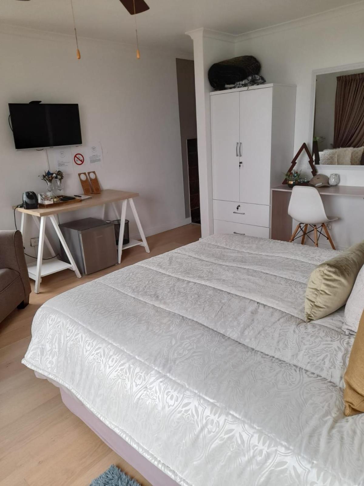 Fijnbos Guesthouse Книсна Екстериор снимка